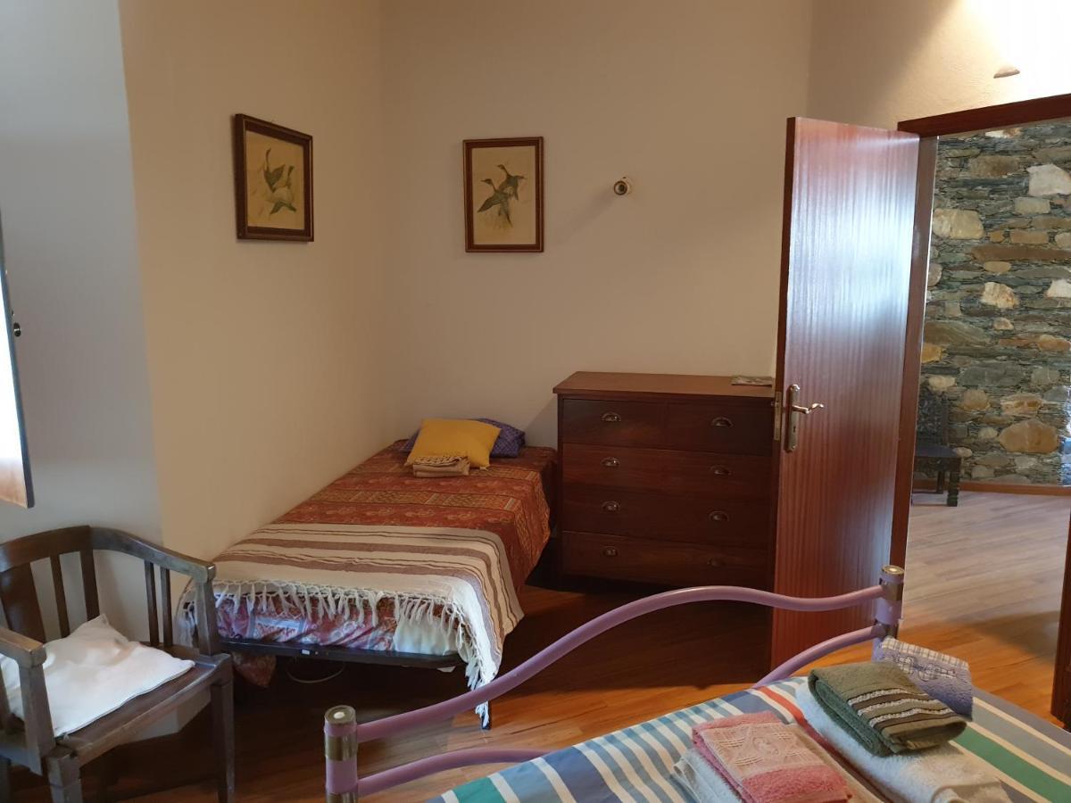 הוילה Janeiro de Baixo Casa Do Rio 1 מראה חיצוני תמונה